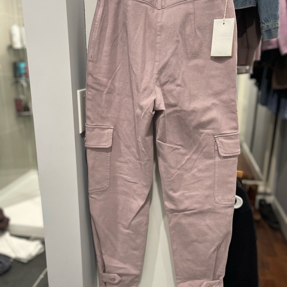 Aritzia cargo pants - never warn - Picture 2 of 2